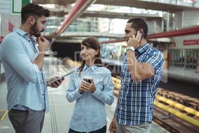 Executives interacting with each other on platform