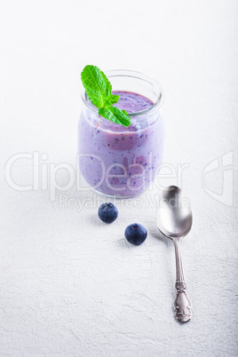 Delicious blueberry yoghurt smoothie