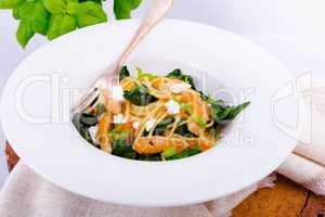 Chicken spinach pasta