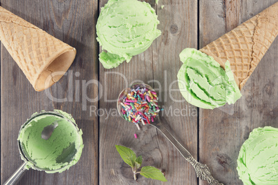 Top view green ice cream
