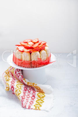 Cake Charlotte with strawberries
