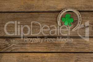 St Patricks Day shamrock with horseshoe