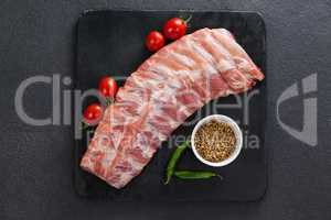 Beef ribs, cherry tomatoes and coriander seeds