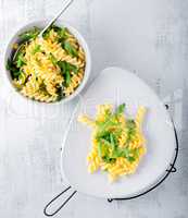 Pasta salad with asparagus and arugula