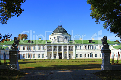 Kachanivka Palace with great architecturalbuilding