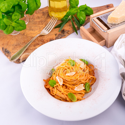 Pasta with cherry tomatoes, garlic and Parmesan cheese