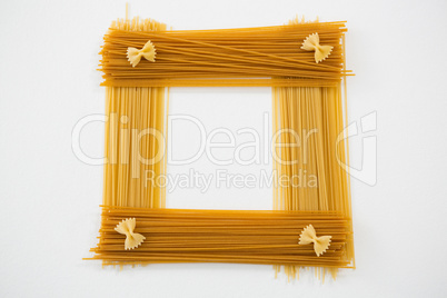 Farfalle and spaghetti pasta forming frame