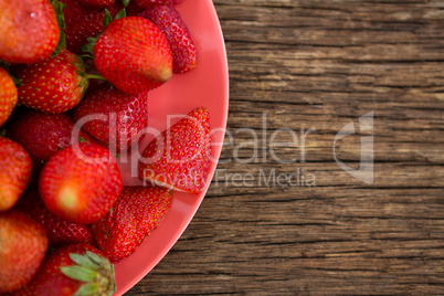 Close-up of fresh strawberries in plate