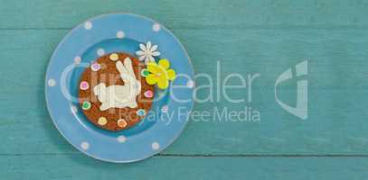 Cookie with various confectioneries in plate