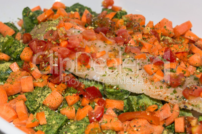 Gesunde Lebensmittel, Zusammenstellung Fisch mit Gemüse