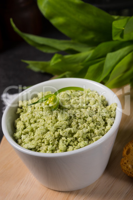 Wild garlic salt