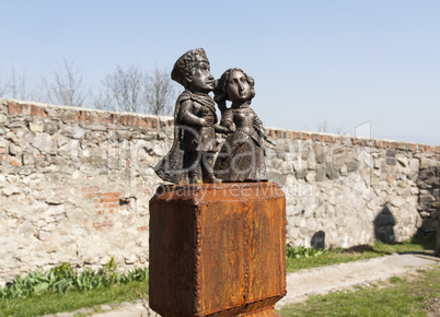 Mini-statue of Countess Ilona Zrini and Count Imre Tekeli in castle Palanok photo, Mukachevo, Ukraine