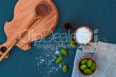 Green olives and white salt