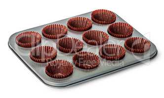 Cupcake and muffin pan with paper cups