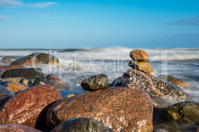 Steine an der Küste der Ostsee