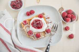 Waffeln mit Beeren