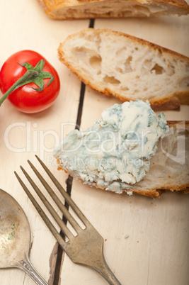 fresh blue cheese spread ove french baguette