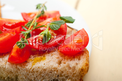 Italian tomato bruschetta