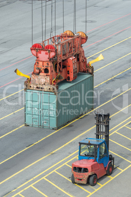 Containerterminal in Hamburg, Deutschland