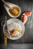 Brie with Figs
