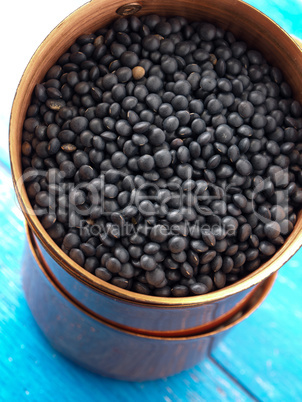 Organic beluga lentils