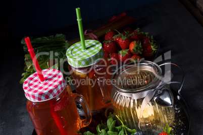 rhubarb-strawberry-lemonade