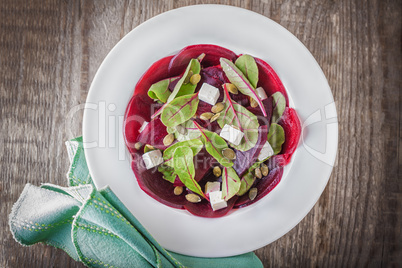 Salad with beetroot, goat cheese and chard
