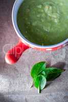 Spinach cream soup