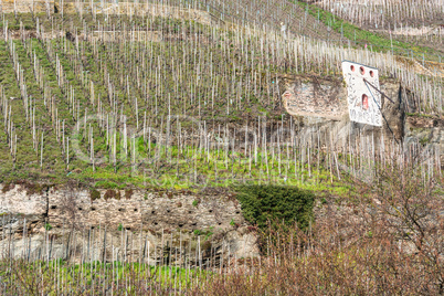 Zeltinger Sonnenuhr in dem Weinbauort Zeltingen