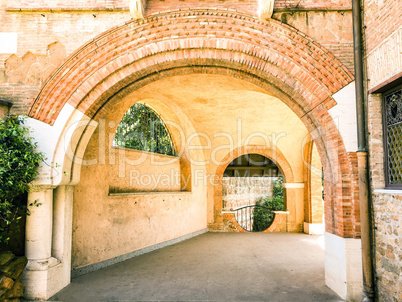 Entrance with arches