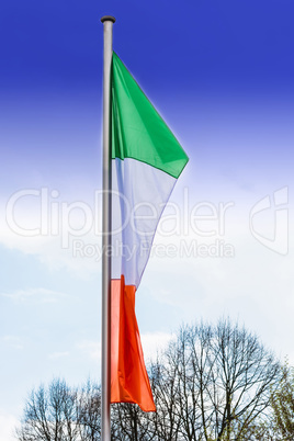Italien Flaggen mit Fahnenmast