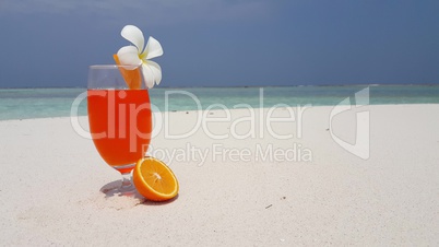 v02465 Maldives beautiful beach background white sandy tropical paradise island with blue sky sea water ocean 4k orange fruit cocktail