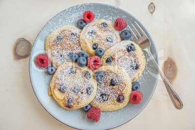 Pfannkuchen mit Blaubeeren Pfannkuchen mit Blaubeeren