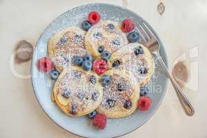 Pfannkuchen mit Blaubeeren