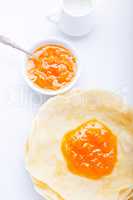 Crispy crepes with apricot jam