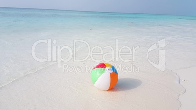 v01039 Maldives beautiful beach background white sandy tropical paradise island with blue sky sea water ocean 4k ball