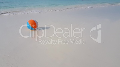 v01055 Maldives beautiful beach background white sandy tropical paradise island with blue sky sea water ocean 4k ball