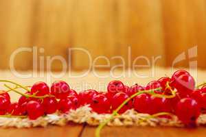 berries of red currant