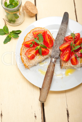 Italian tomato bruschetta