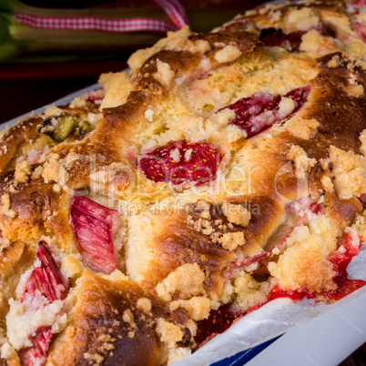 strawberry-rhubarb-pie