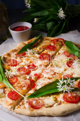 vegetarian wild garlic pizza