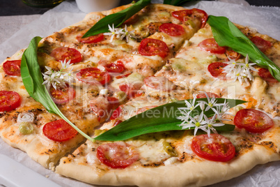 vegetarian wild garlic pizza