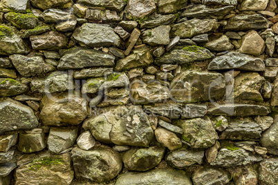 Wall made of natural stones