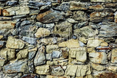 Wall made of natural stones