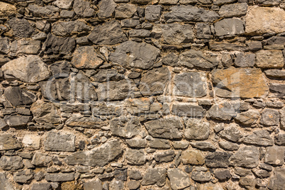 Wall made of natural stones