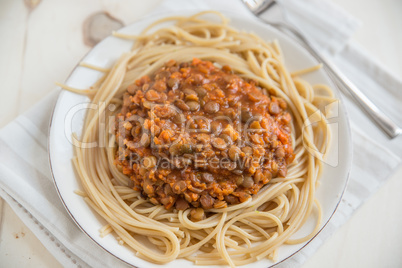 Pasta mit Linsenbolognese