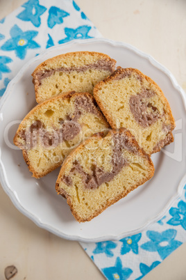 Sandkuchen mit Marmeladen Füllung