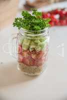Quinoa Salat im Glas