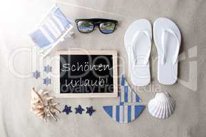 Sunny Blackboard On Sand, Schoenen Urlaub Means Happy Holidays
