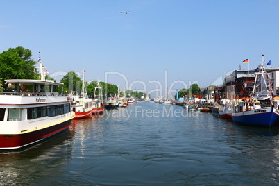 Im Hafen von Warnemünde